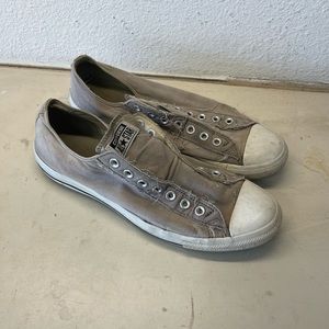 Grey Converse Low-top shoes